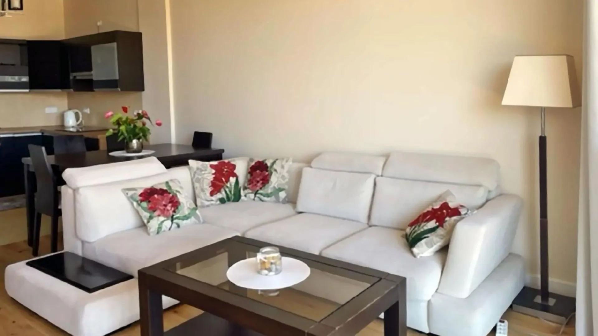 Gemuetliches Appartement In Kolberg Mit Grosser Terrasse Und Meerblick Und Neben Dem Strand 0*, Kolobrzeg
